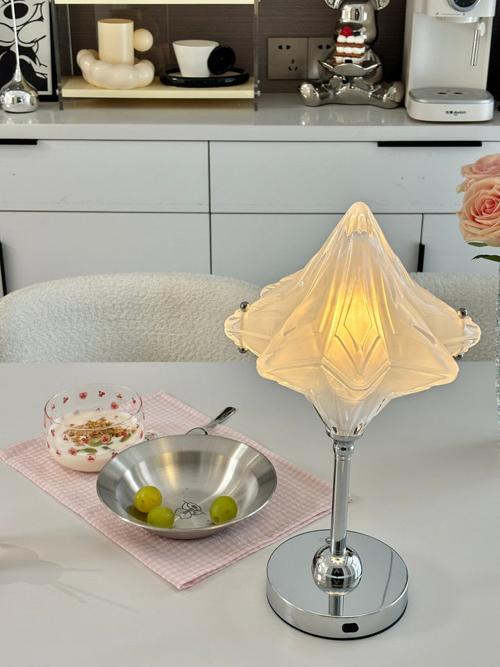Lyra Star Table Light - Vakkerlight