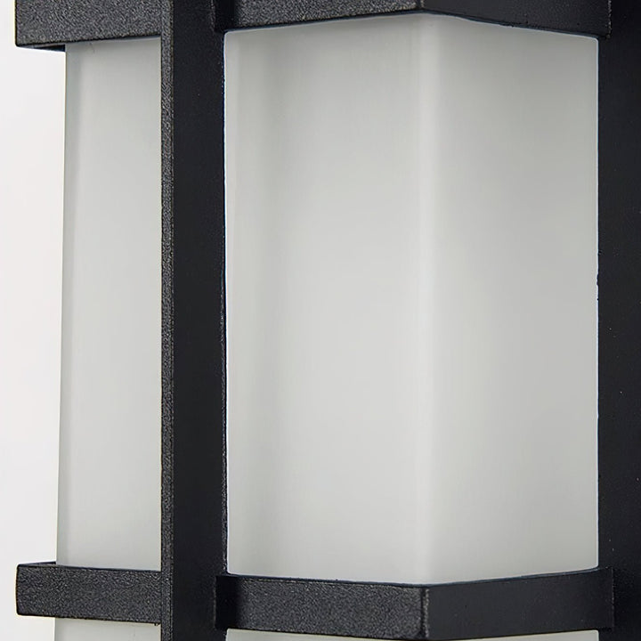 Madison Lantern Outdoor Wall Lamp - Vakkerlight