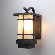 Madison Lantern Outdoor Wall Lamp - Vakkerlight