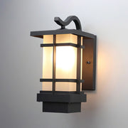 Madison Lantern Outdoor Wall Lamp