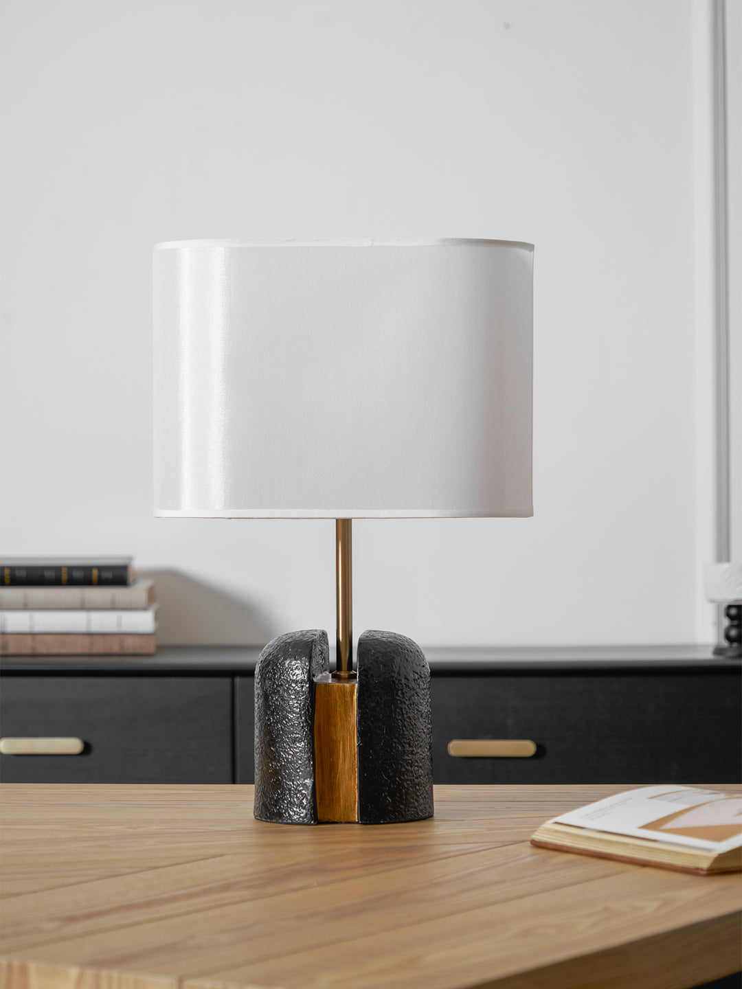Madoc Table Lamp - Vakkerlight