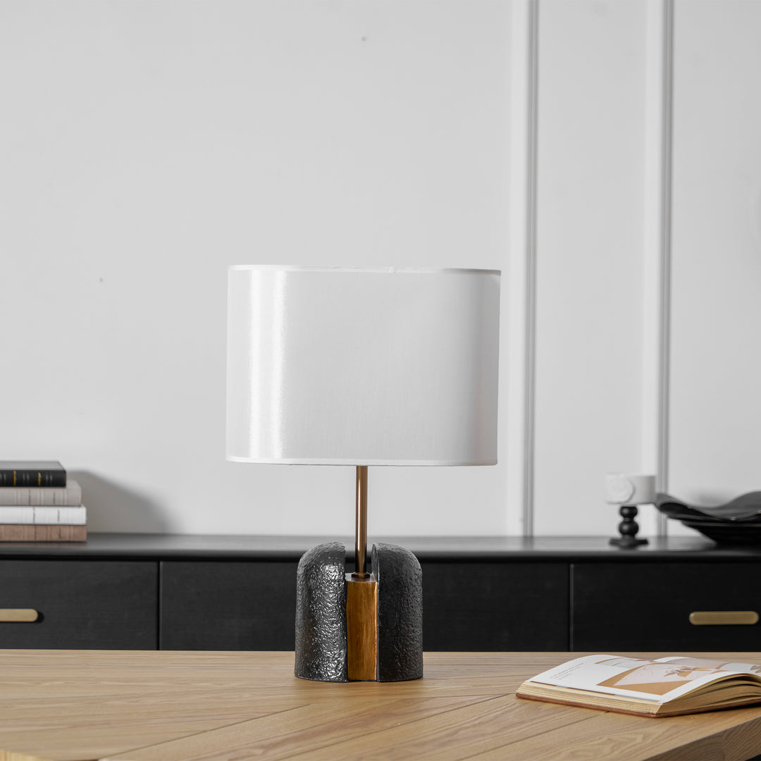 Madoc Table Lamp - Vakkerlight