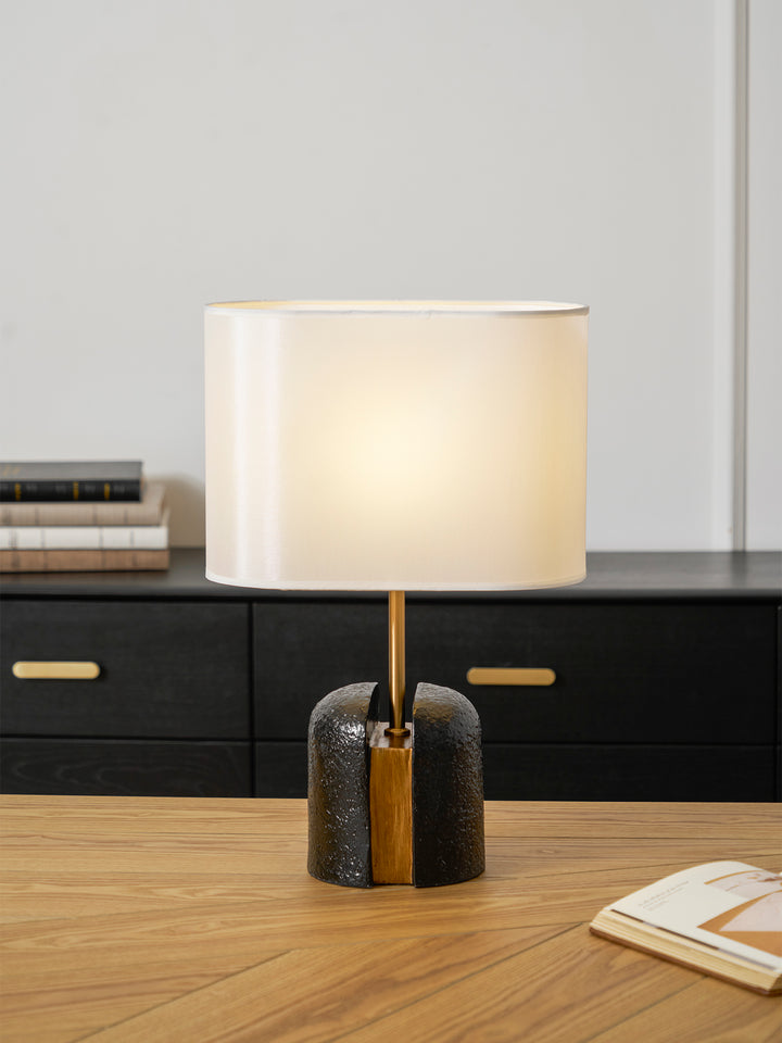 Madoc Table Lamp - Vakkerlight