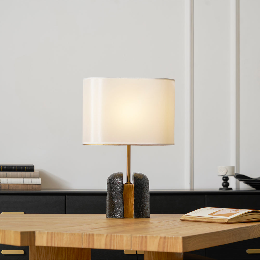 Madoc Table Lamp - Vakkerlight