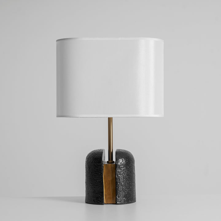 Madoc Table Lamp - Vakkerlight