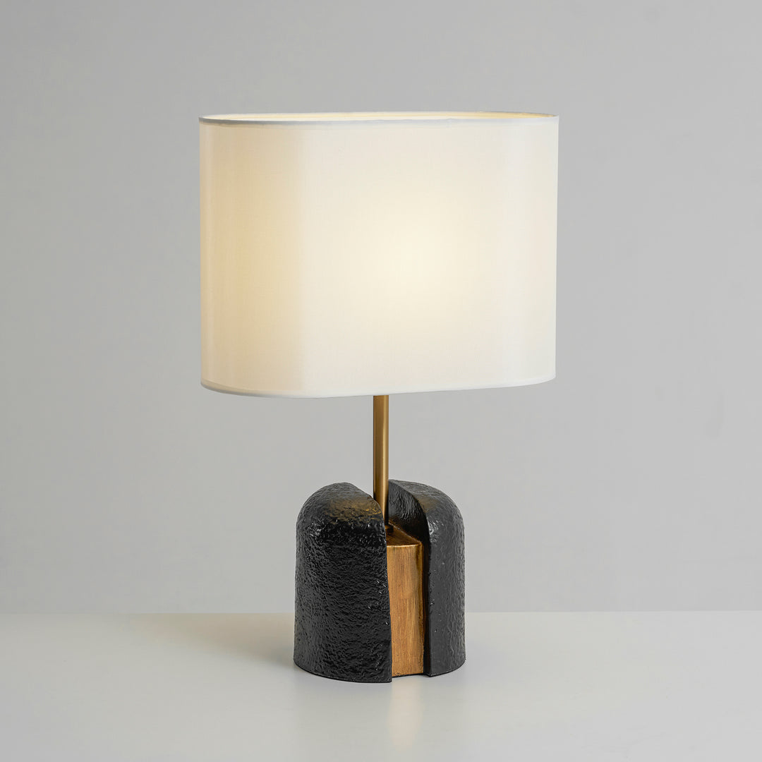Madoc Table Lamp - Vakkerlight