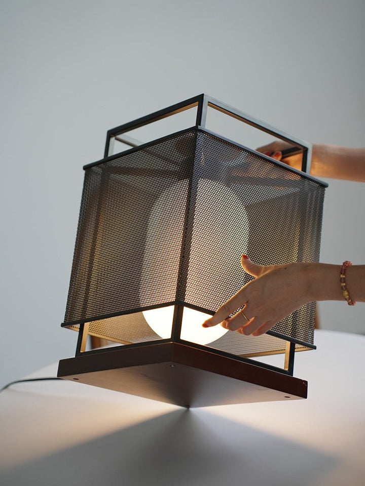 Maelis Table Lamp - Vakkerlight