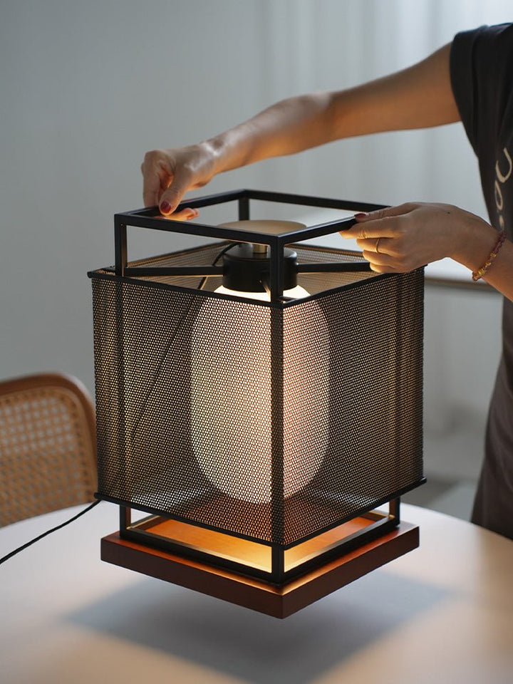 Maelis Table Lamp - Vakkerlight