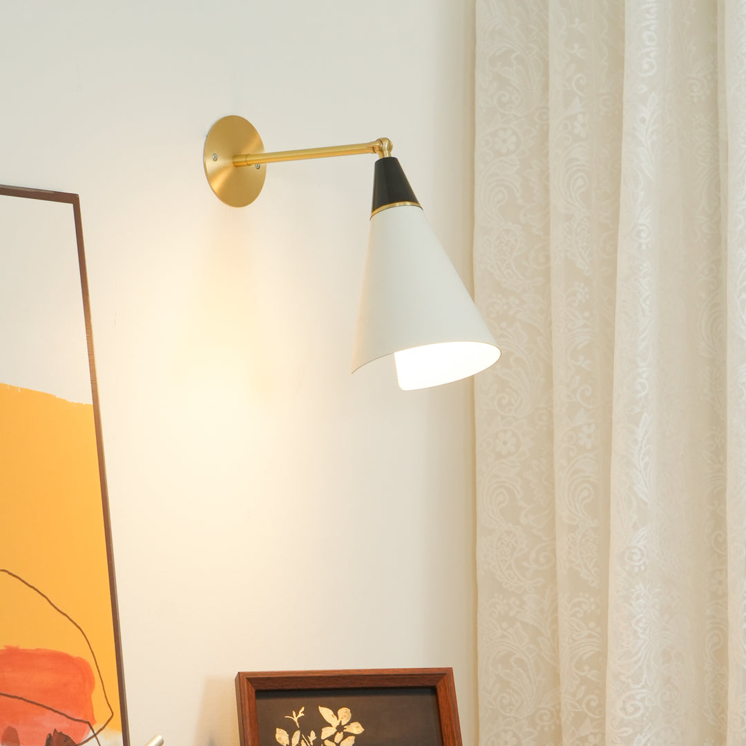 Petite Magari Wall Lamp - Vakkerlight