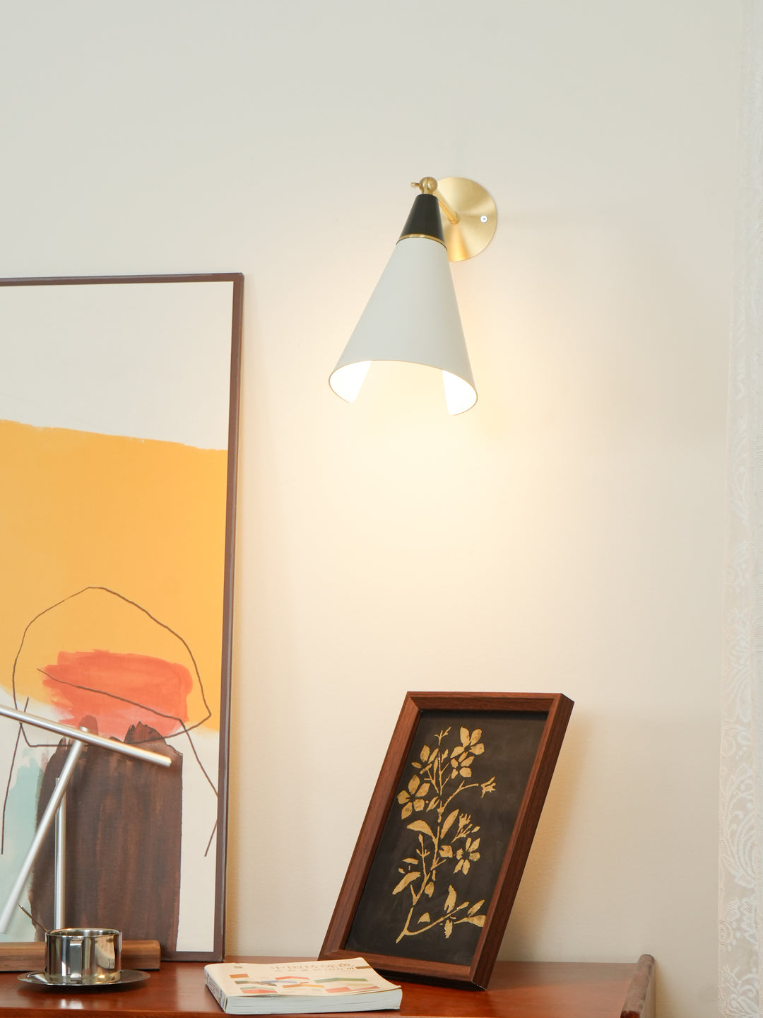 Petite Magari Wall Lamp - Vakkerlight