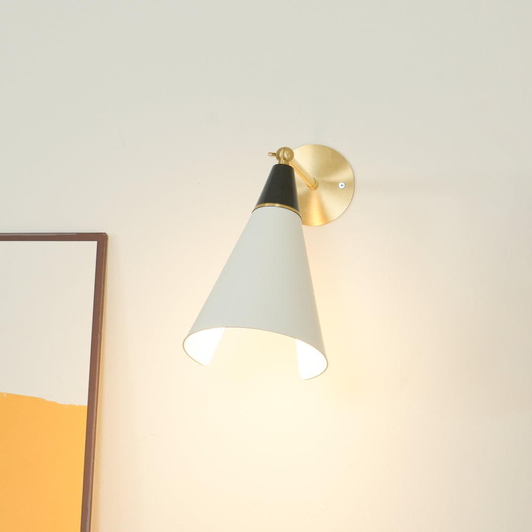 Petite Magari Wall Lamp - Vakkerlight