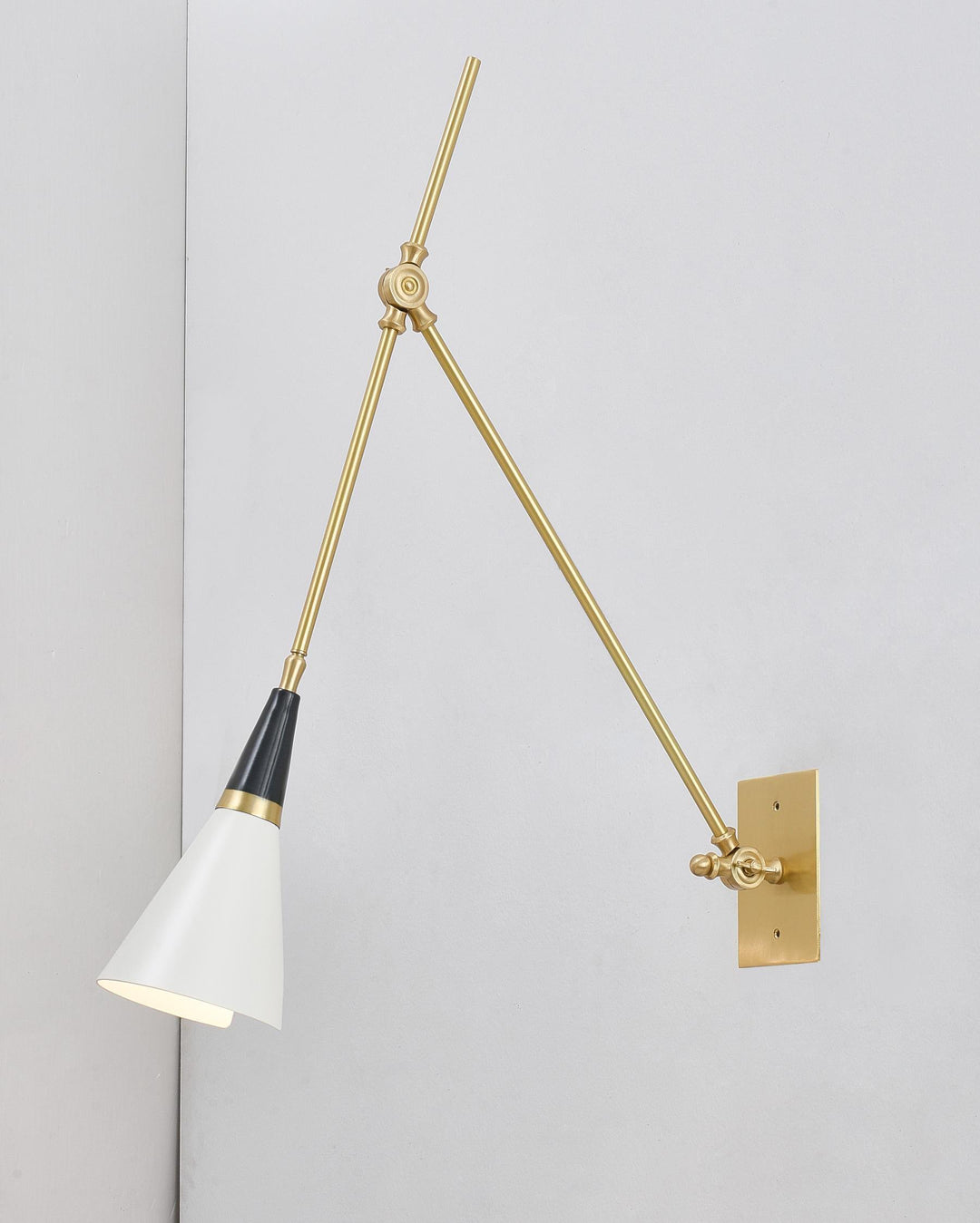 Magari Wall Lamp - Vakkerlight