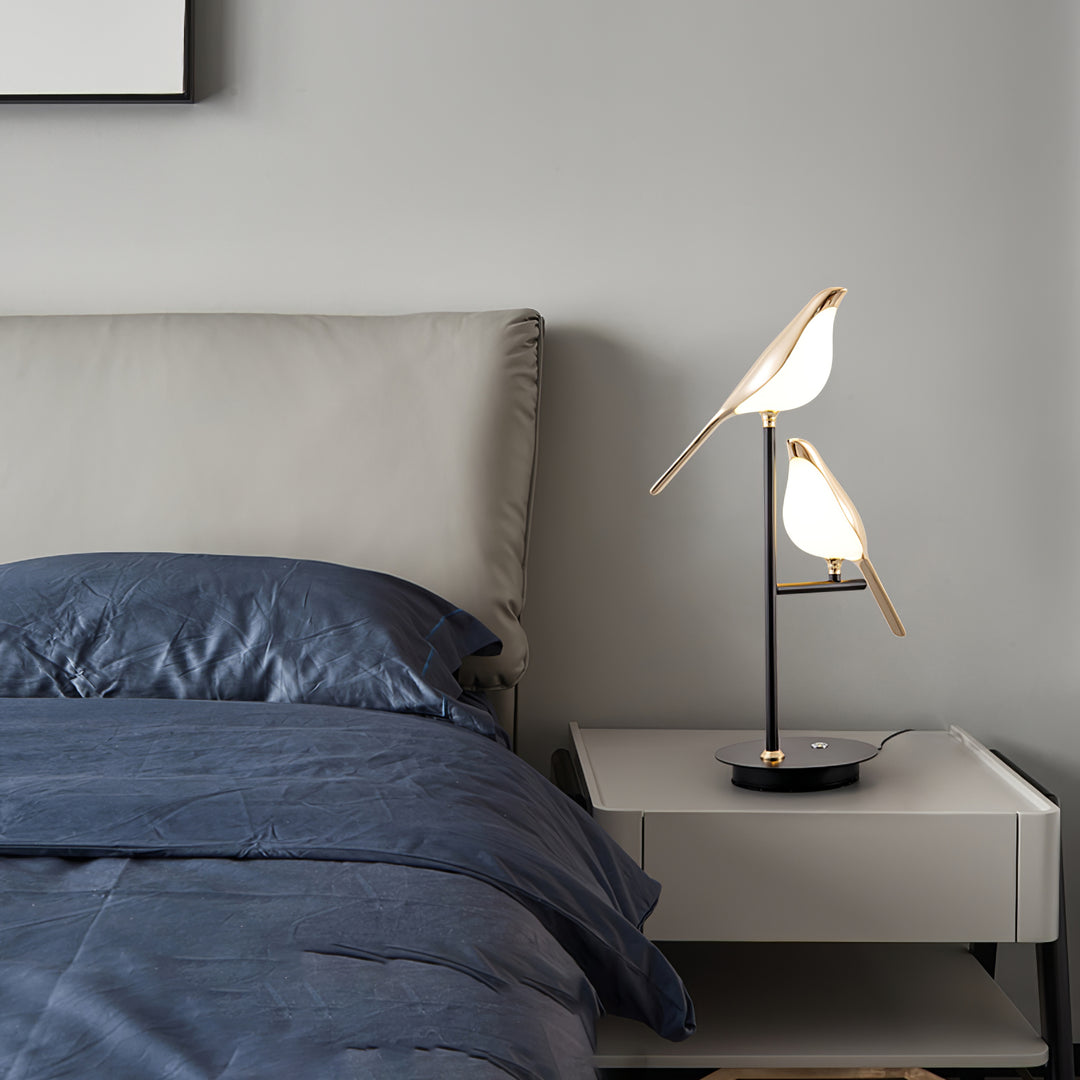 Magpie Perch Table Lamp - Vakkerlight