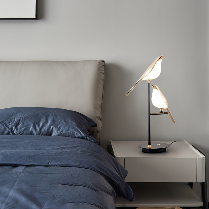 Magpie Perch Table Lamp