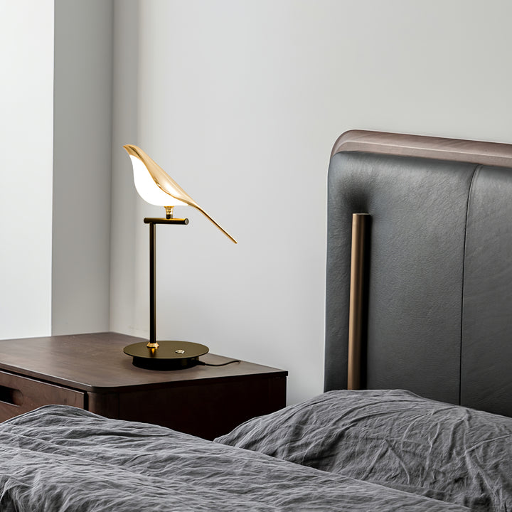 Magpie Perch Table Lamp - Vakkerlight