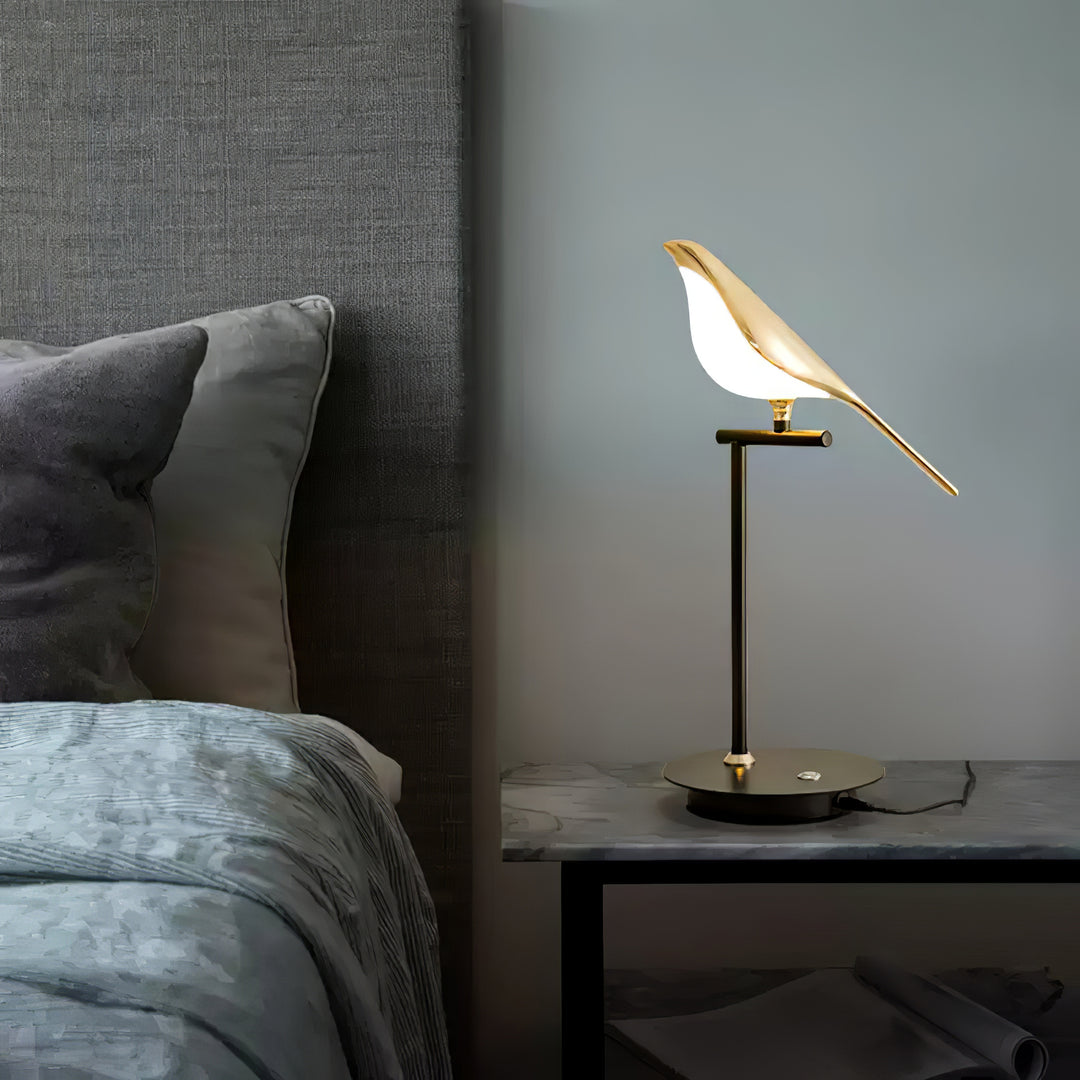 Magpie Perch Table Lamp - Vakkerlight