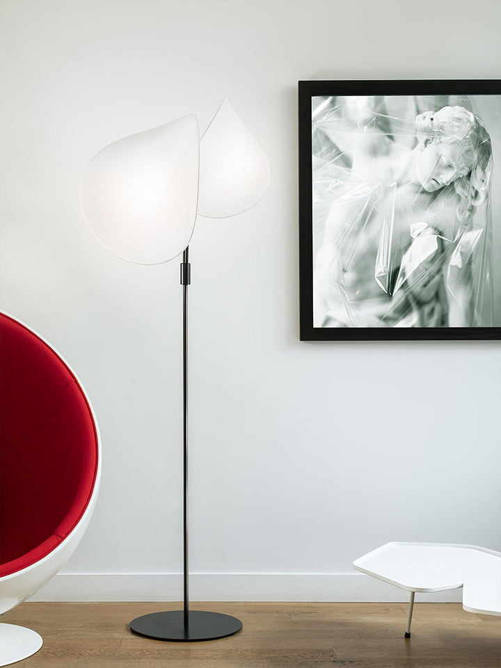 Manta Floor Lamp - Vakkerlight