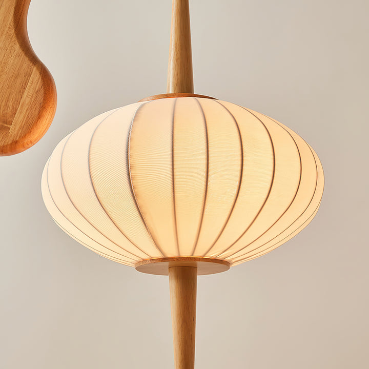 Mantis Wood Floor Lamp - Vakkerlight