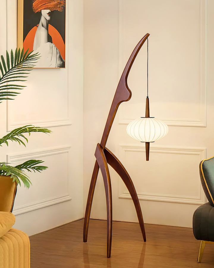 Mantis Wood Floor Lamp - Vakkerlight