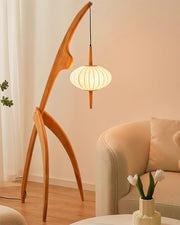 Mantis Holz Stehlampe