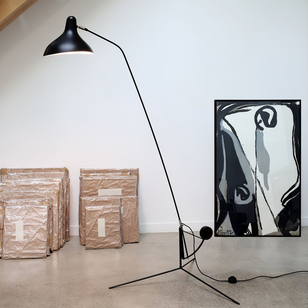 Mantis Arm Floor Lamp - Vakkerlight