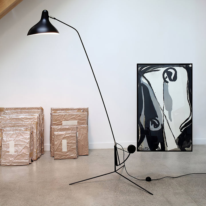 Mantis Arm Floor Lamp - Vakkerlight