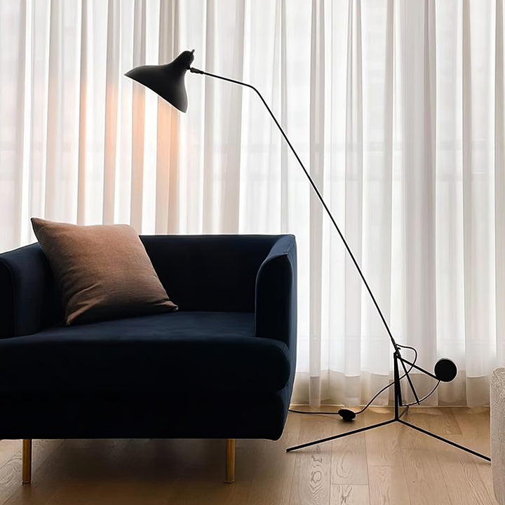 Mantis Arm Floor Lamp - Vakkerlight