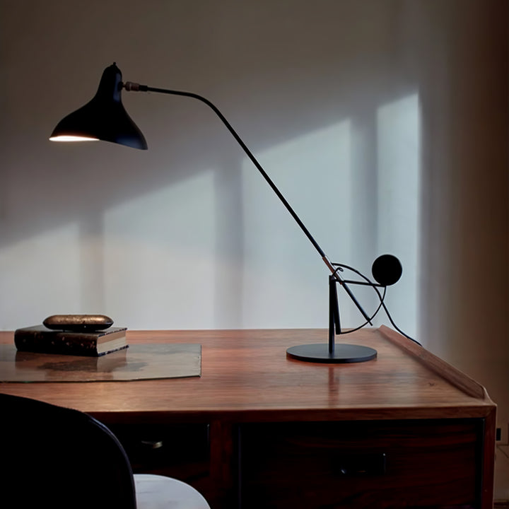 Mantis Arm Table Lamp - Vakkerlight