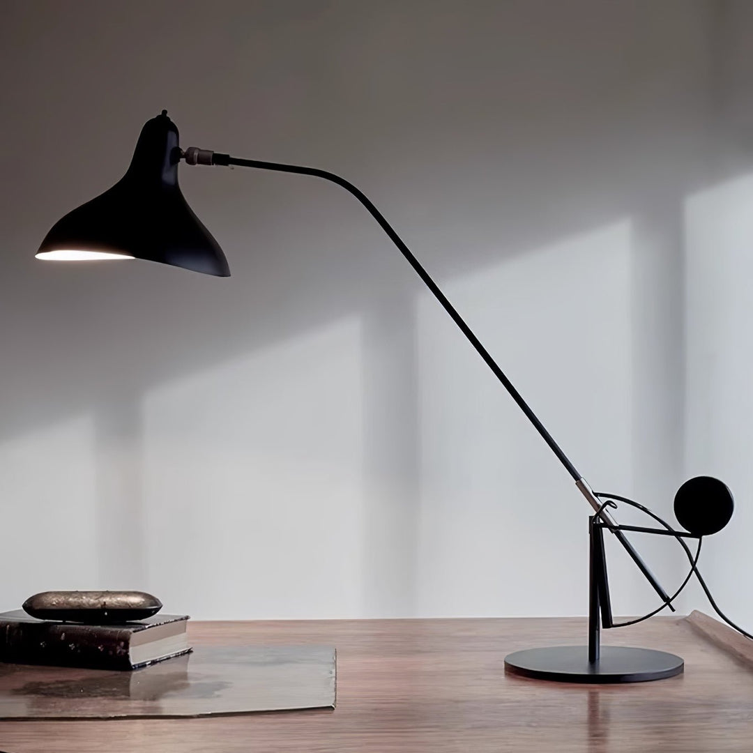 Mantis Arm Table Lamp - Vakkerlight