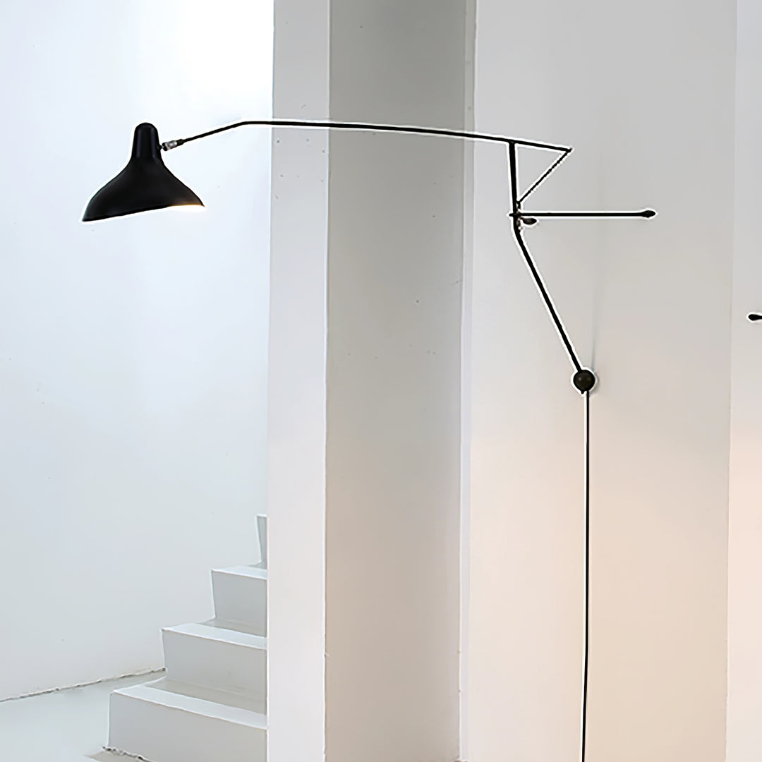 Mantis Arm Wall Lamp - Vakkerlight