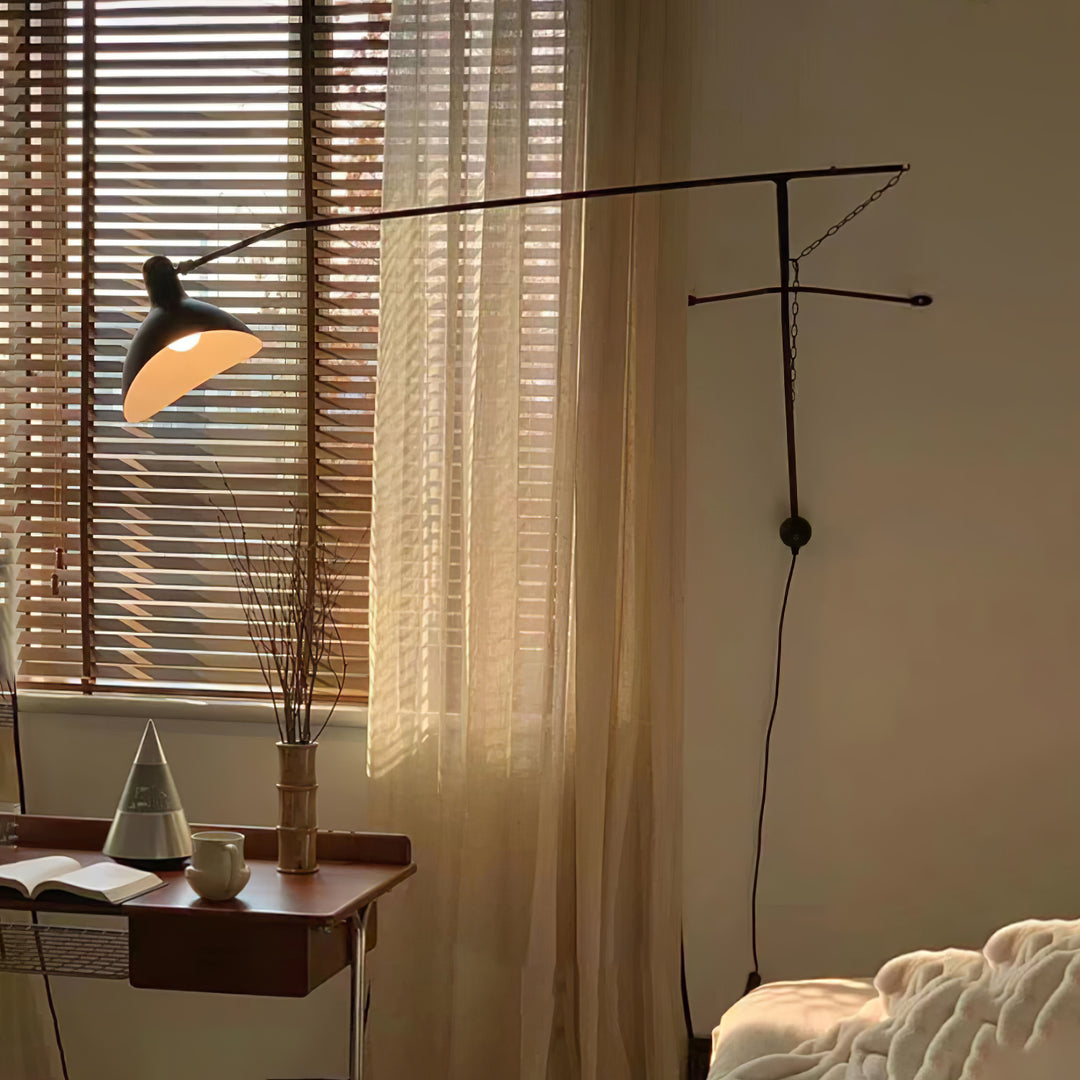 Mantis Arm Wall Lamp - Vakkerlight