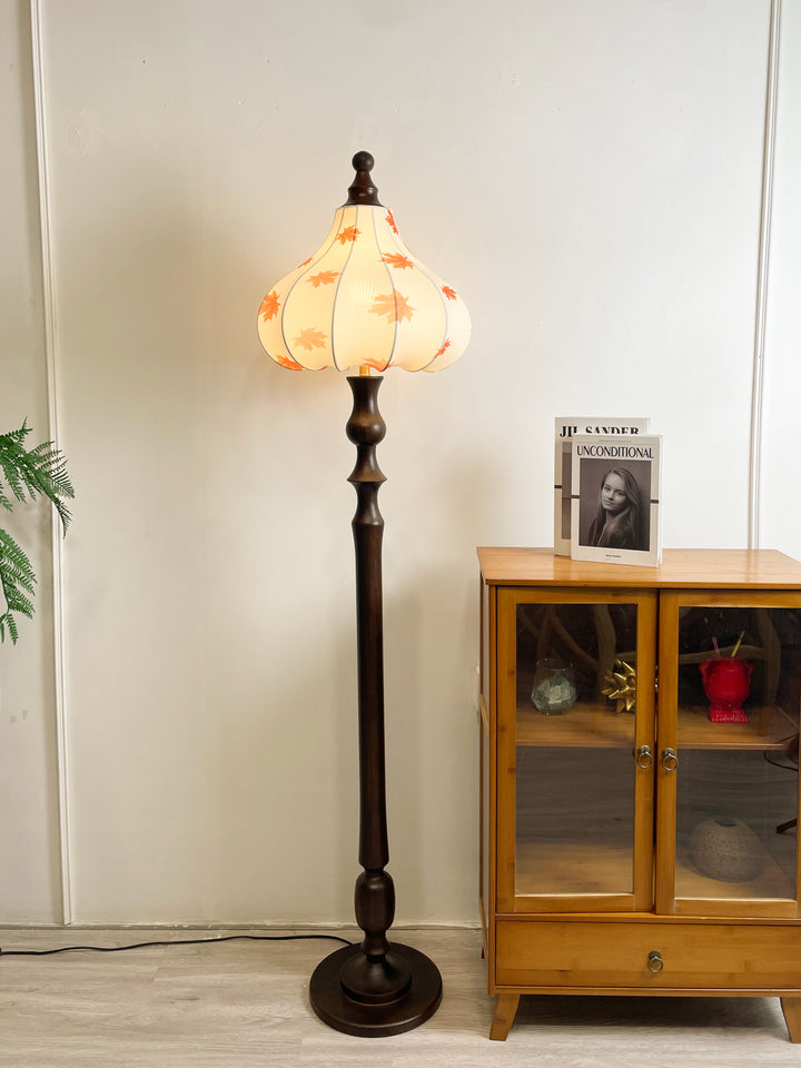 Maple Pear Floor Lamp - Vakkerlight