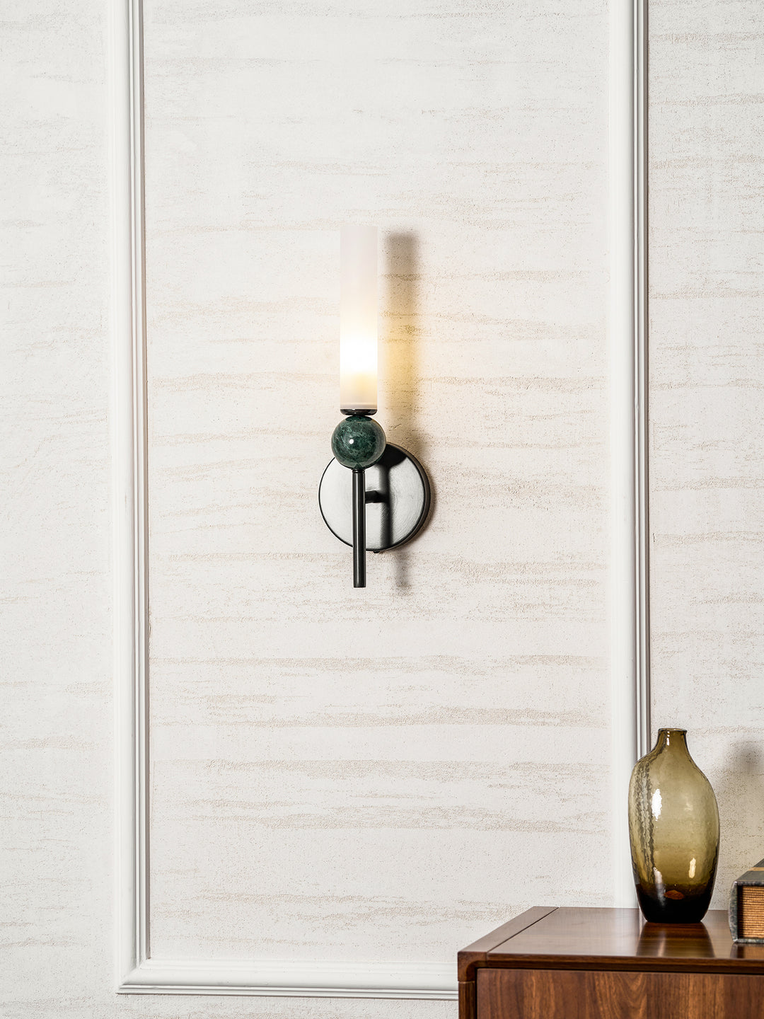 Marble Vertical Wall Lamp - Vakkerlight