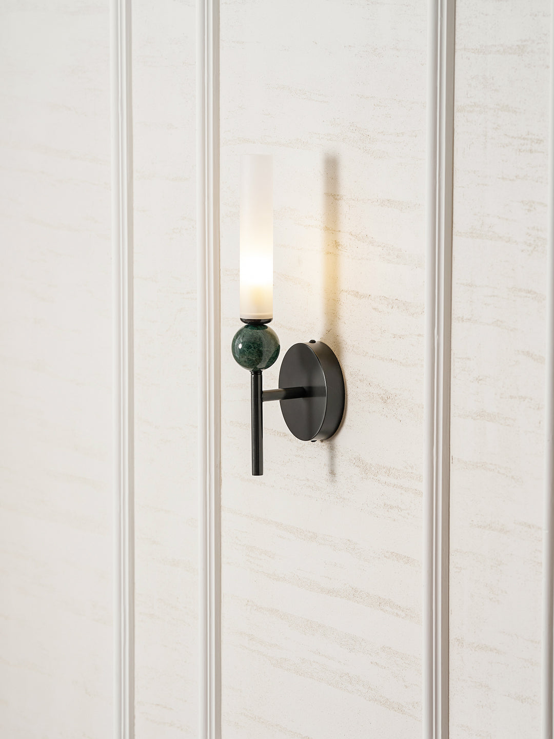 Marble Vertical Wall Lamp - Vakkerlight