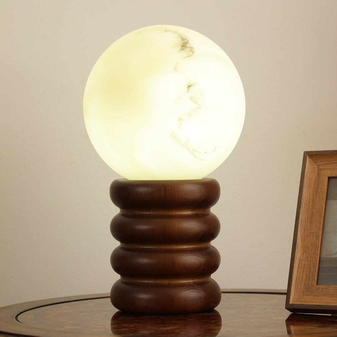 Marcus Table Lamp - Vakkerlight