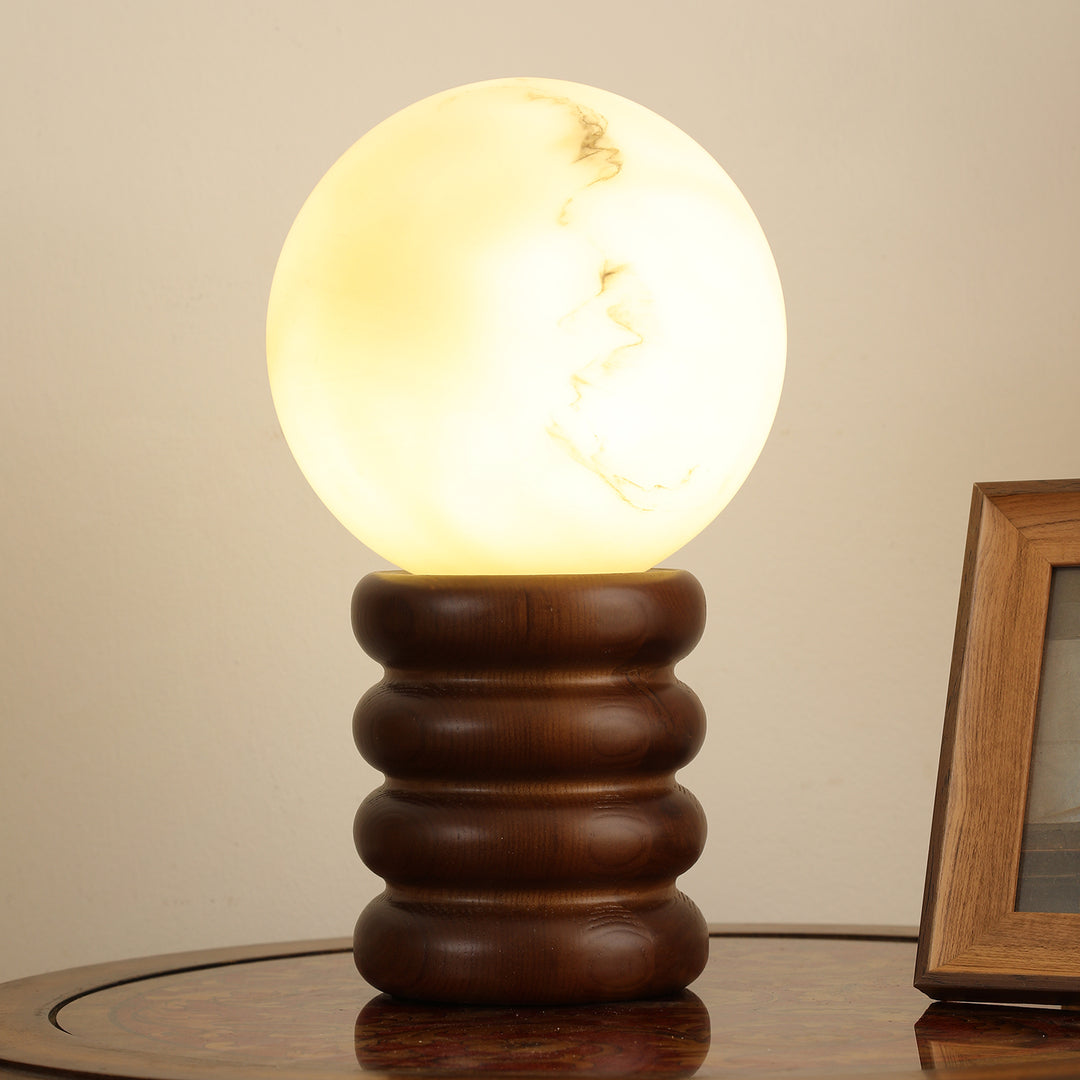 Marcus Table Lamp - Vakkerlight