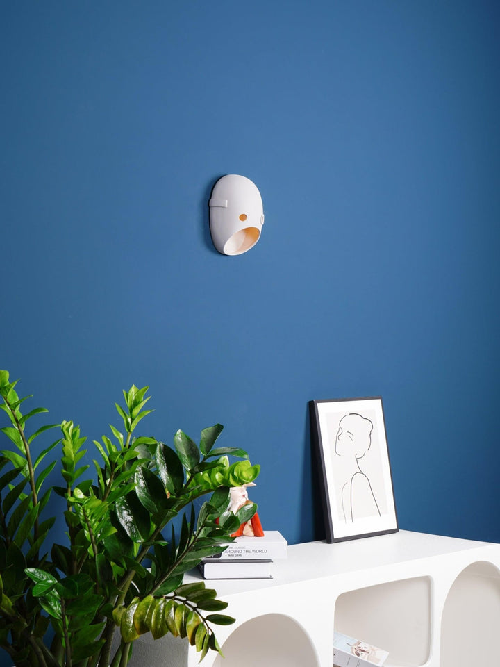 Mask Wall Light - Vakkerlight