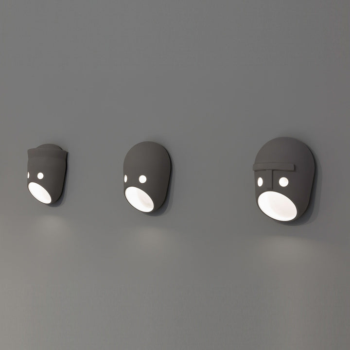 Mask Wall Light - Vakkerlight