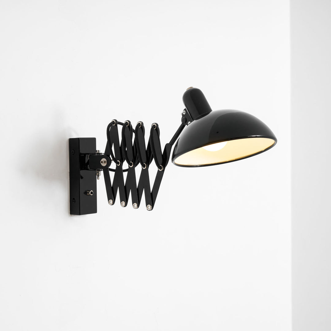 Maxon Adjustable Spring Wall Lamp - Vakkerlight