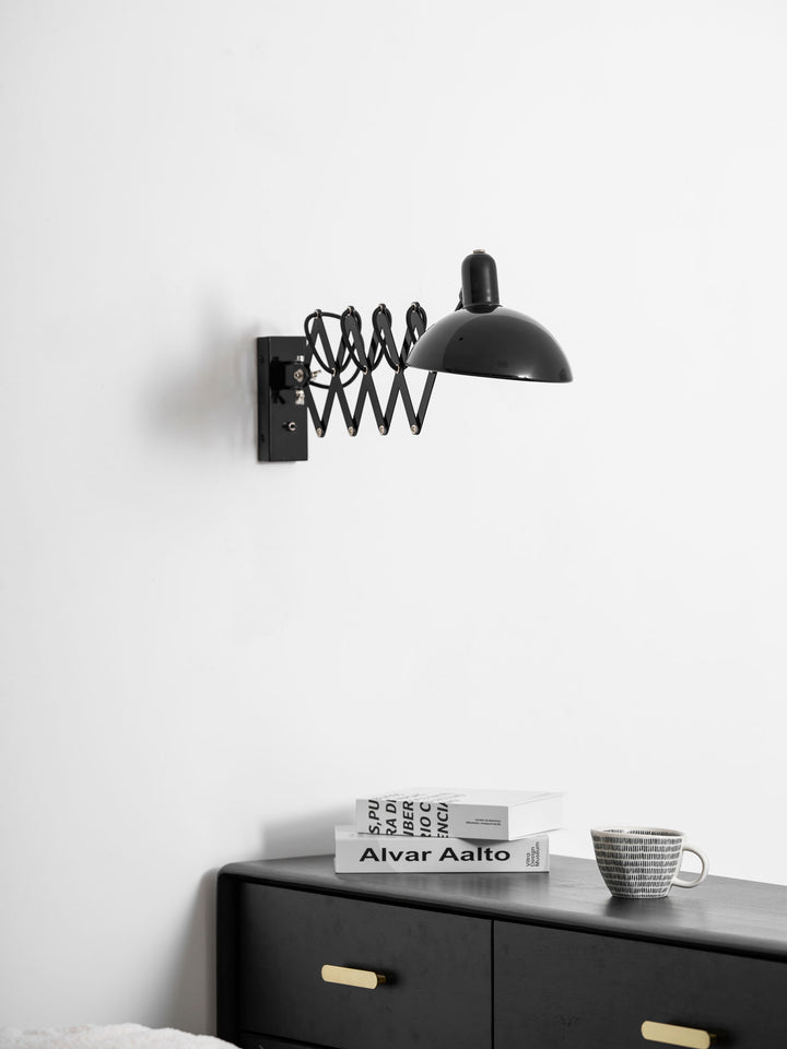 Maxon Adjustable Spring Wall Lamp - Vakkerlight