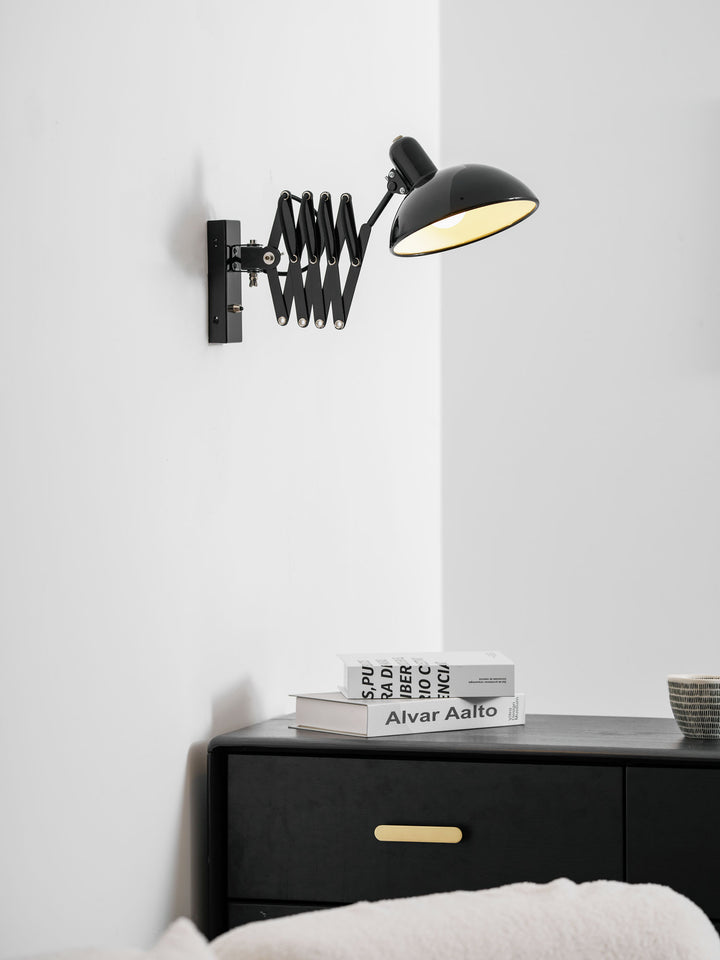 Maxon Adjustable Spring Wall Lamp - Vakkerlight