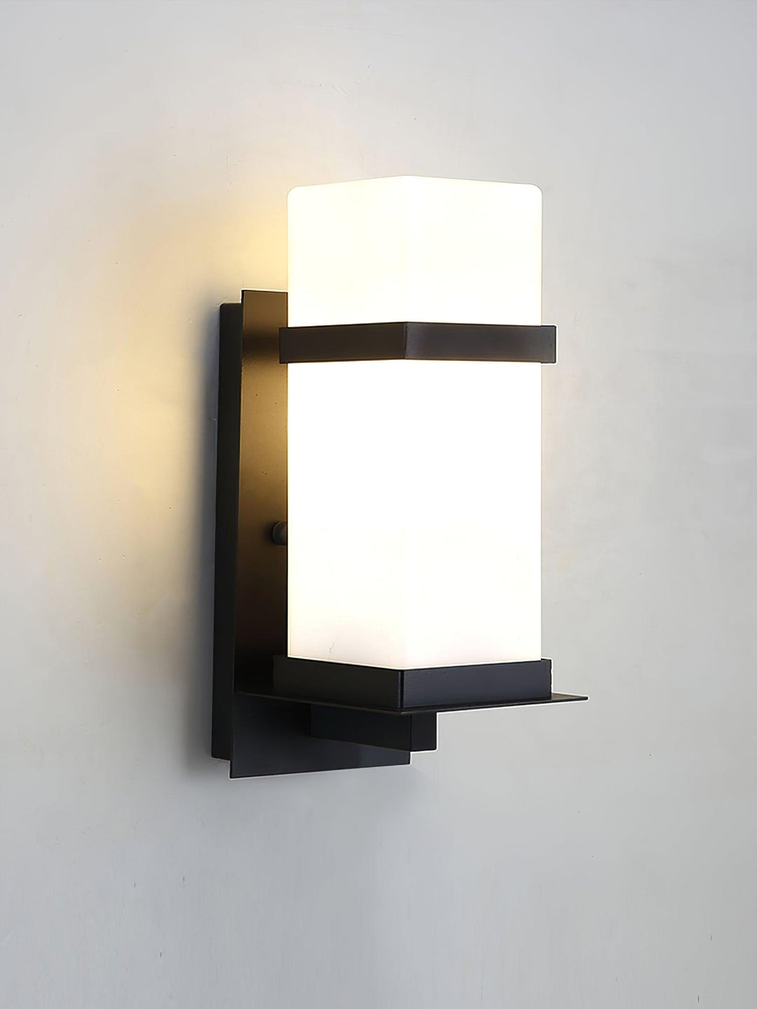 Mcdade Wall Light - Vakkerlight