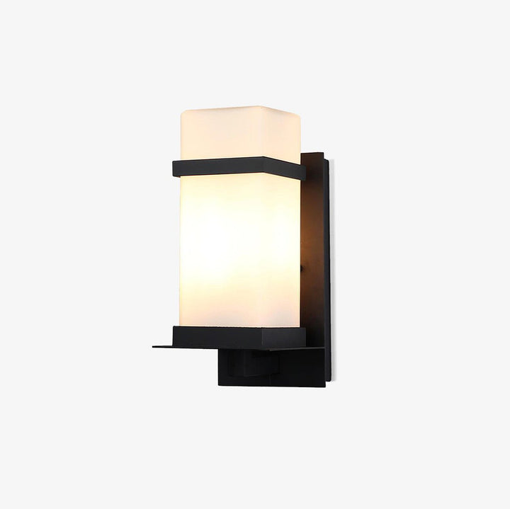 Mcdade Outdoor Wall Light - Vakkerlight