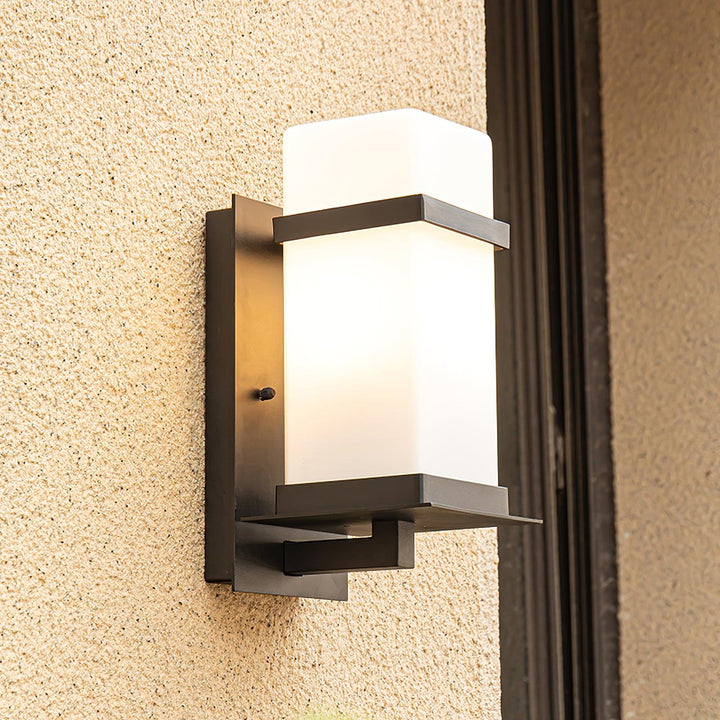 Mcdade Wall Light - Vakkerlight