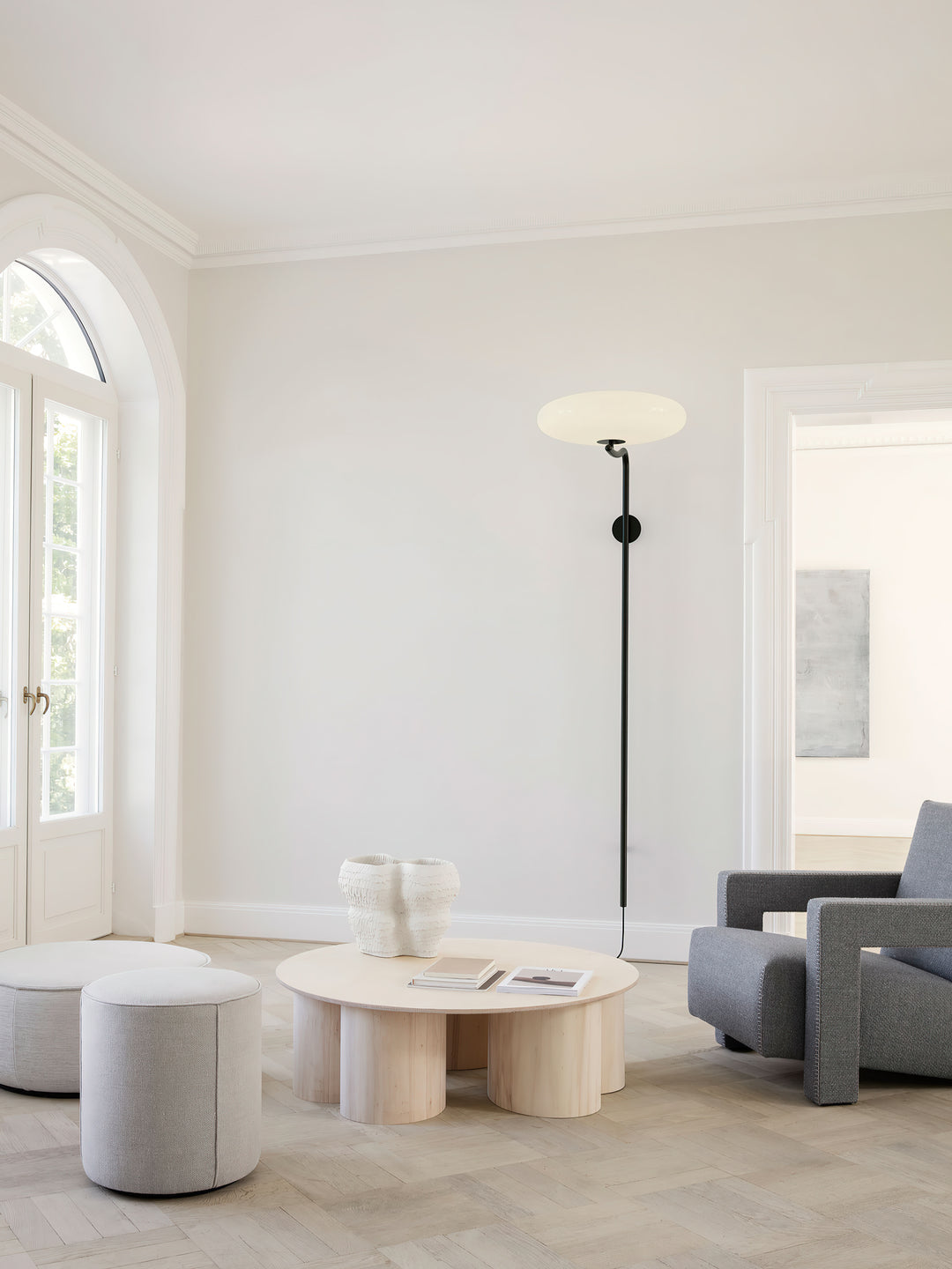 Arc Plug - in Wall Lamp - Vakkerlight