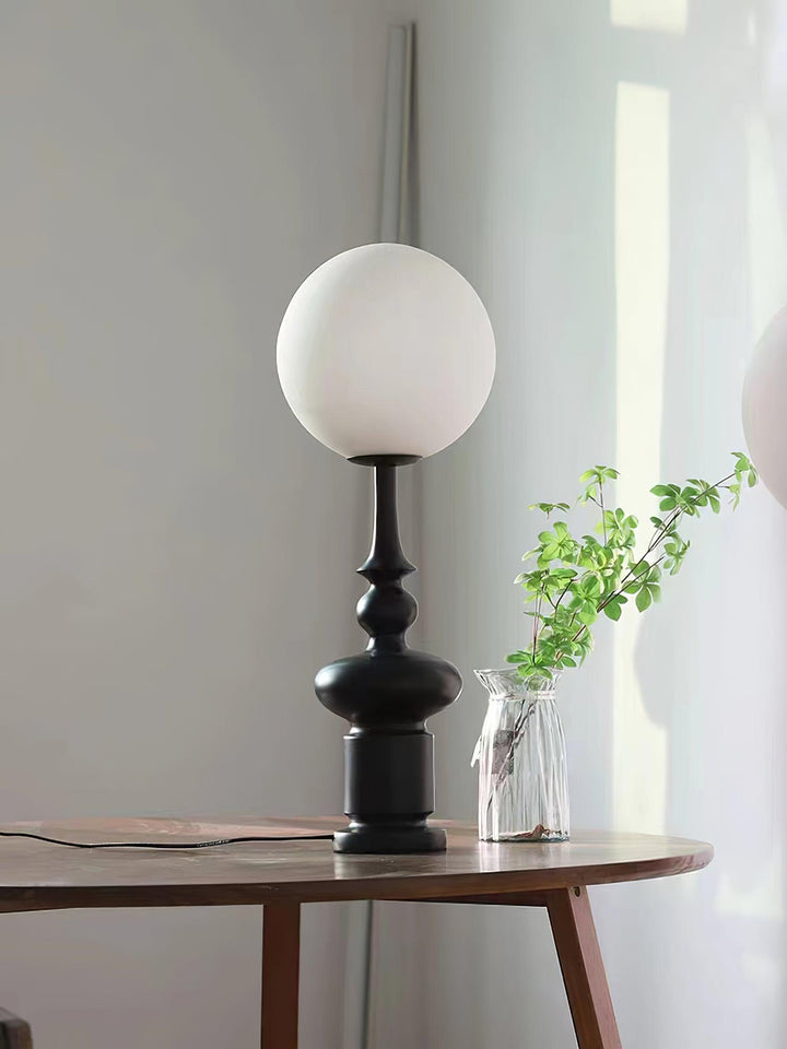 Constance Table Lamp - Vakkerlight