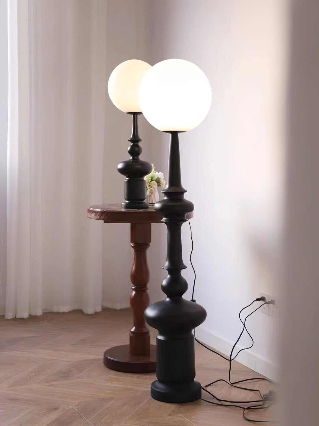 Constance Table Lamp - Vakkerlight