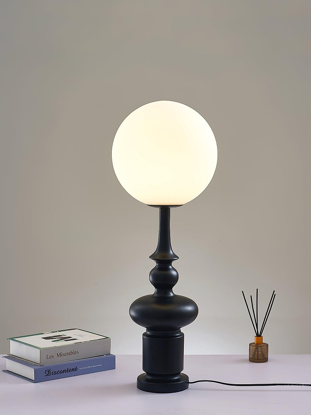 Constance Table Lamp - Vakkerlight