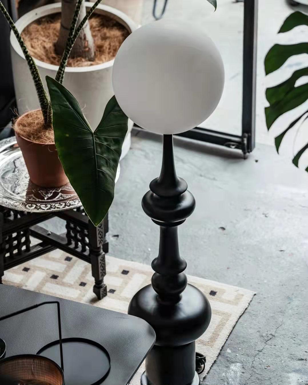 Constance Table Lamp - Vakkerlight