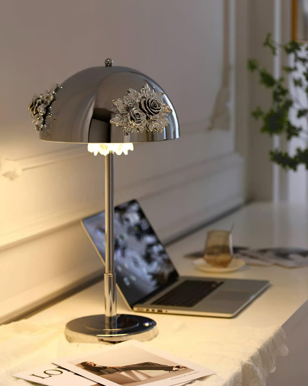 Meni Table Built-in Battery Lamp - Vakkerlight